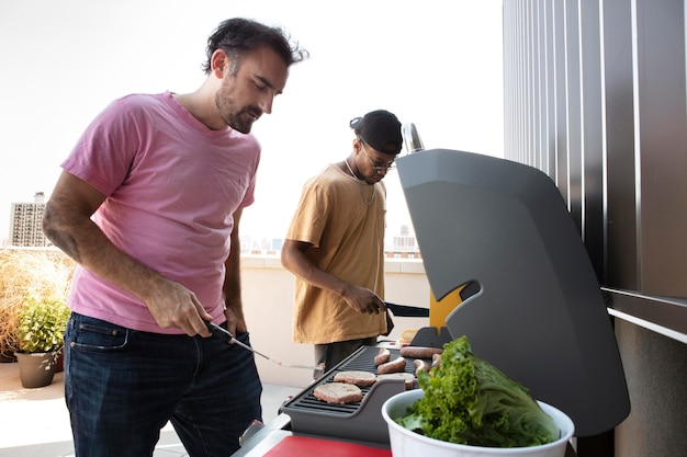 Einweggrill – Vor- und Nachteile von Einweggrills sowie Tipps zur sicheren Nutzung