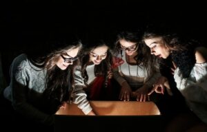 Escape Room – Was Macht Man Da? Wie Escape Rooms funktionieren und was Teilnehmer erwartet