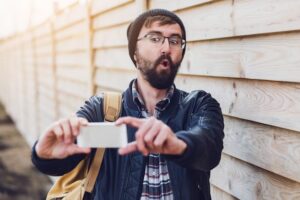 Woran erkennt man seltene Pokémon-Karten? Merkmale und Tipps zum Erkennen wertvoller Pokémon-Sammelkarten